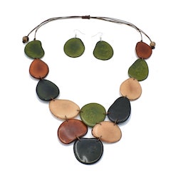 The V-Bib Necklace - $48